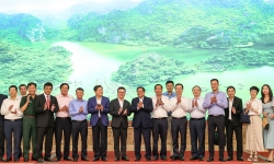Thủ tướng Phạm Minh Chính: Cần nghiên cứu giải pháp tăng cường tiềm lực của báo chí