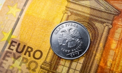 Lý do đồng rúp Nga đạt mức cao nhất 7 năm bất chấp các lệnh trừng phạt?