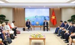 Thủ tướng đề nghị Australia duy trì ODA cho Việt Nam phát triển hạ tầng chiến lược