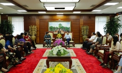 Nhóm nữ đại biểu Quốc hội khảo sát và đánh giá cao sự phát triển mạnh mẽ của tỉnh Hải Dương