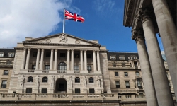 Ngân hàng Trung ương Anh đứng trước đợt tăng lãi suất lớn nhất sau gần 30 năm