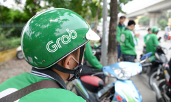 Grab thu phụ phí Tết Nguyên đán 2023 tới 15.000 đồng/chuyến