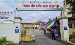 Kỷ luật Giám đốc CDC Lâm Đồng vì thiếu giám sát, để cấp dưới nhận tiền của Việt Á