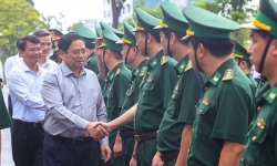 Thủ tướng Phạm Minh Chính thăm, động viên cán bộ, chiến sĩ Bộ đội Biên phòng tỉnh Lào Cai