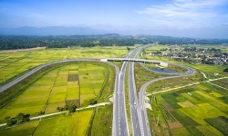 Chính phủ ban hành Nghị quyết mới, tiếp tục gỡ vướng cho cao tốc Bắc - Nam