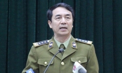 Bị can Trần Hùng nhận hối lộ 300 triệu đồng để xử lý nhẹ vụ buôn sách lậu