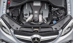 Mercedes chưa vội khai tử động cơ V8