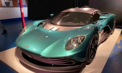 Đại lý tư nhân chào bán Aston Martin Valhalla với giá 1,2 triệu USD