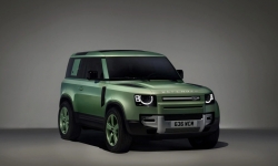 Ngắm mẫu xe Land Rover Defender bản đặc biệt được sơn màu xanh Grasmere Green