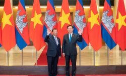 Không ngừng củng cố quan hệ hữu nghị, hợp tác truyền thống và bền vững giữa Việt Nam - Campuchia