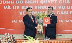 Trao Nghị quyết của Quốc hội về chức danh Tổng Kiểm toán nhà nước cho ông Ngô Văn Tuấn