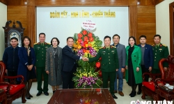 Hội Nhà báo Việt Nam thăm, chúc mừng Sư đoàn 312 nhân kỷ niệm 78 năm thành lập QĐNDVN