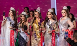 Hoàng Thanh Nga đoạt giải Á hậu 1 Mrs Universe 2022 tại Sofia