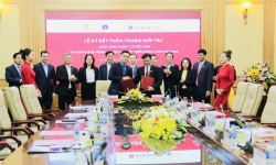 Ký kết thỏa thuận hợp tác giữa Ngân hàng NN&PTNT Việt Nam và Công đoàn Y tế Việt Nam