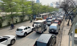 Khuyến cáo chủ xe tại Hà Nội đi đăng kiểm ở các địa phương lân cận