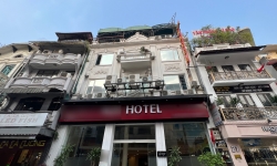 Khách sạn phố cổ Hà Nội thi nhau giảm giá vẫn ế khách thuê