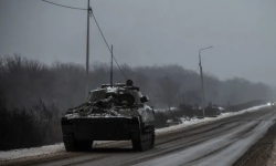 Đức muốn mua 28 khẩu lựu pháo để thay lô vũ khí viện trợ cho Ukraine