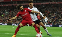 Salah lập công, Liverpool phả hơi nóng vào gáy Man Utd