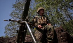Ukraine nói sắp phản công, Nga tập hợp lại lực lượng