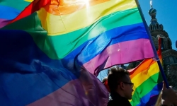 Duma Quốc gia Nga thông qua dự luật cấm chuyển đổi giới tính