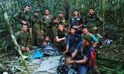 Bốn đứa trẻ Colombia sống sót 5 tuần trong rừng được xuất viện