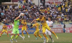 Đông Á Thanh Hóa thua sốc trên sân nhà trước Thép Xanh Nam Định