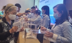 Nhóm cổ đông Eximbank đòi miễn nhiệm bà Đỗ Hà Phương trước ngày 28/7