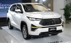 Toyota Innova Zenix 2023 ra mắt tại Thái Lan, giá từ 942 triệu đồng