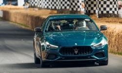 Maserati Ghibli 334 Ultima lập kỷ lục sedan nhanh nhất thế giới