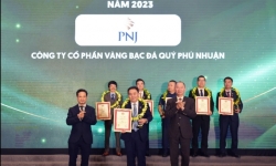 PNJ dẫn đầu ngành bán lẻ trong bảng xếp hạng VIX50 2023