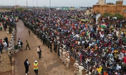 Hàng chục nghìn người Niger biểu tình kêu gọi quân đội Pháp rời đi