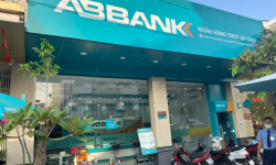 Nợ xấu tăng mạnh, chi phí dự phòng rủi ro đang bào mòn lợi nhuận của ABBank (ABB) ra sao?