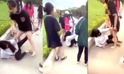 Một nữ sinh bị đánh hội đồng ở công viên tại Thanh Hóa