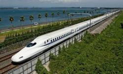 Phấn đấu khởi công xây dựng 2 đoạn ưu tiên đường sắt cao tốc trước năm 2030