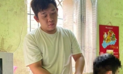 Tạm giữ hình sự người cha liên tục đánh đập con ruột 5 tuổi ở Đồng Nai