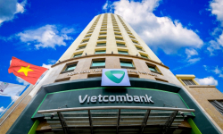 Vietcombank vươn lên dẫn đầu Bảng xếp hạng Mức độ hài lòng của khách hàng đối với Ngân hàng tại Việt Nam 2023