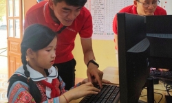 Lào Cai: Đẩy mạnh hỗ trợ đồng bào dân tộc thiểu số ứng dụng công nghệ thông tin