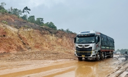 Đề nghị công bố tình huống khẩn cấp về thiên tai trên cao tốc La Sơn - Túy Loan