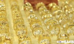“Đu đỉnh” vàng SJC, nhà đầu tư lỗ sốc 12,2 triệu đồng/lượng