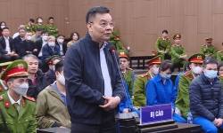 Cựu Bộ trưởng Chu Ngọc Anh: Bận chống dịch nên quên trả lại 200.000 USD cho Phan Quốc Việt