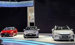 Chính thức mở bán Toyota Camry 2024 với giá từ 596 triệu đồng