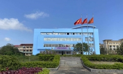 Quảng Bình họp khẩn, tìm cách giải quyết việc Trường Đại học Quảng Bình nợ lương 136 cán bộ, giảng viên