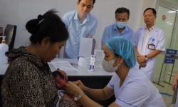 Thái Bình được phân bổ 8 loại vắc xin trong chương trình tiêm chủng mở rộng