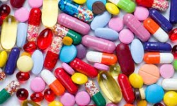 Gia hạn hơn 900 thuốc và nguyên liệu làm thuốc phục vụ điều trị bệnh nan y