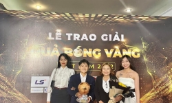 Nữ tuyển thủ bóng đá Nguyễn Thị Bích Thuỳ: Chỉ bên mẹ là mùa xuân thôi…