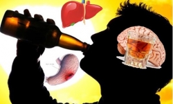 Bộ Y tế yêu cầu tăng cường phòng chống tác hại của rượu bia dịp Tết 2024