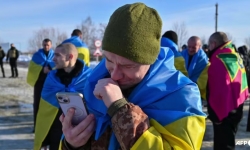 Nga và Ukraine trao đổi tù nhân bất chấp vụ tai nạn máy bay tuần trước