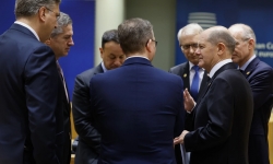 Liên minh châu Âu đồng ý viện trợ 50 tỷ euro cho Ukraine