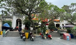 Nghiêm cấm việc đóng ấn mặc cả thu tiền tại Cung Cấm của đền Bảo Lộc, Nam Định