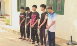 Bắt tạm giam 5 đối tượng hiếp dâm bé gái 12 tuổi ở Đắk Lắk
